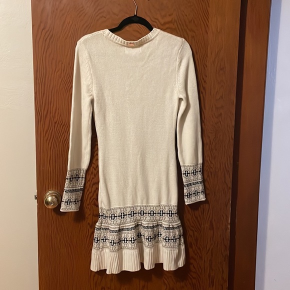 For love and lemons knits sweater dress - Picture 5 of 5